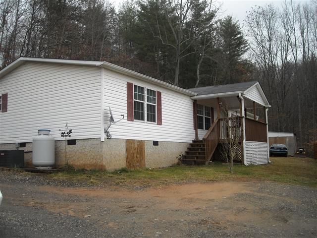 A picture of the property located at 235 POWERLINE LN, WEAVERVILLE NC 28787.