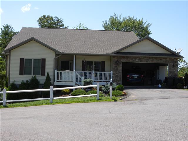 A picture of the property located at 26 LANCASTER LN, WEAVERVILLE NC 28787.