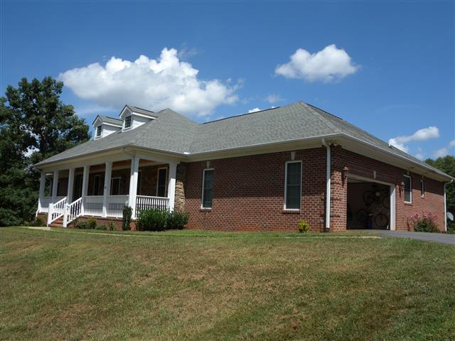 A picture of the property located at 26 WILLIE LN, WEAVERVILLE NC 28787.