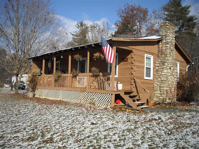 A picture of the property located at 23 ARTWOOD LN, WEAVERVILLE NC 28787.