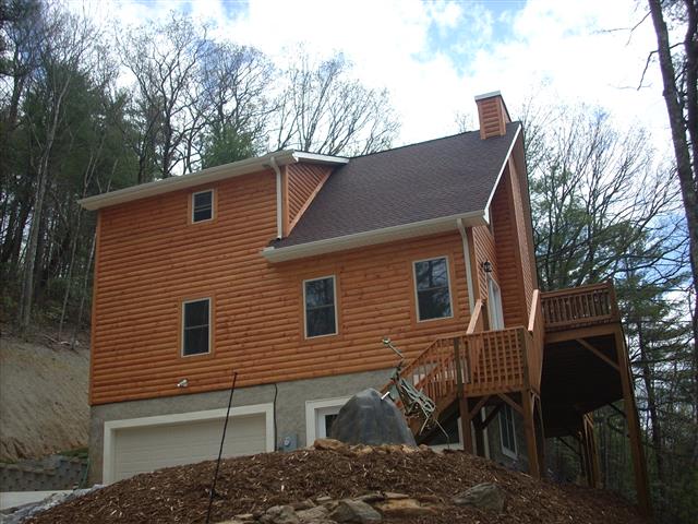 A picture of the property located at 522 BETSY ROSS LN, ASHEVILLE NC 28805.