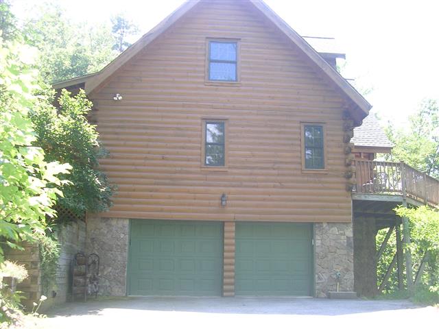 A picture of the property located at 103 DEER RUN LN, ASHEVILLE NC 28805.