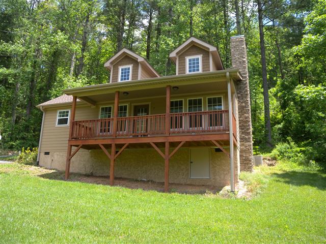 A picture of the property located at 7 HAPPY CROW LN, ASHEVILLE NC 28805.