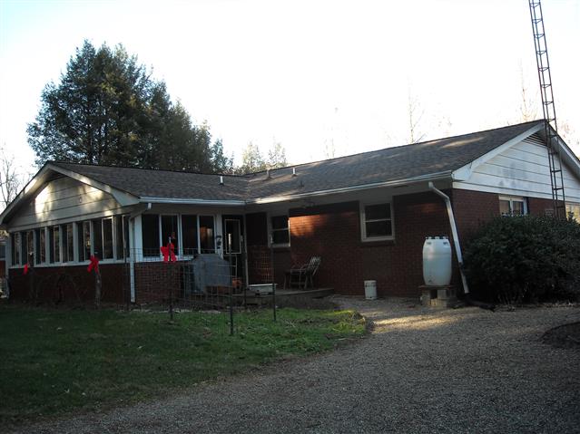 A picture of the property located at 10 WEAVER RD, WEAVERVILLE NC 28787.