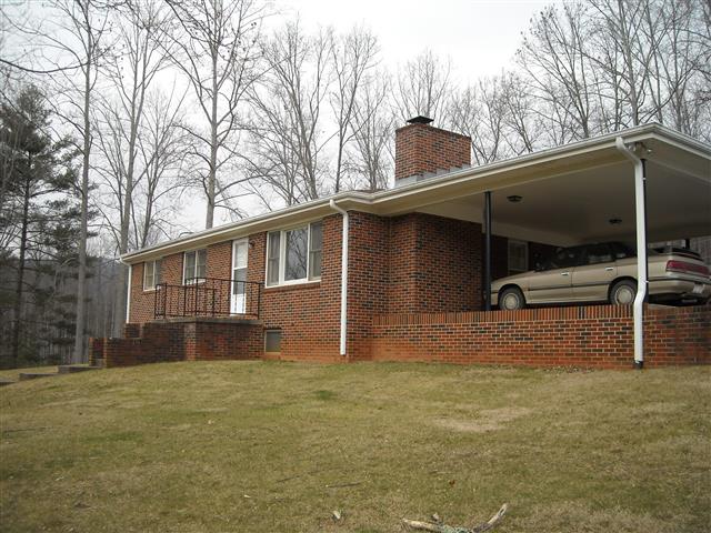 A picture of the property located at 18 VANCE KNOB LN, WEAVERVILLE NC 28787.