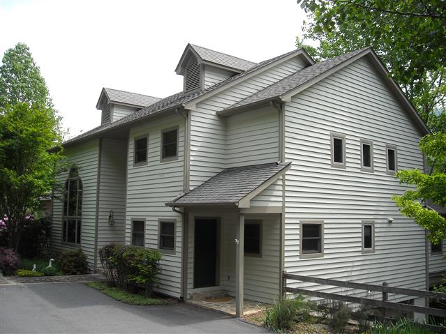 A picture of the property located at 31 OX BOW XING, WEAVERVILLE NC 28787.