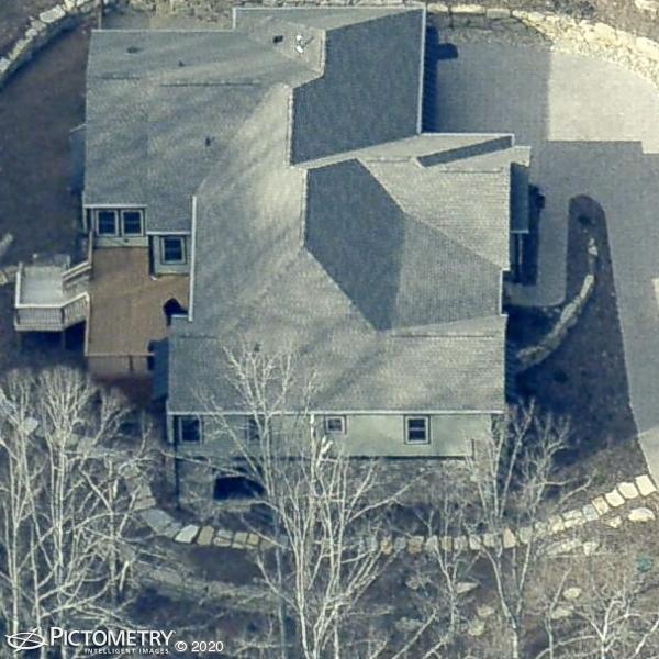 A picture of the property located at 18 HAWKS POINTE LN, WEAVERVILLE NC 28787.
