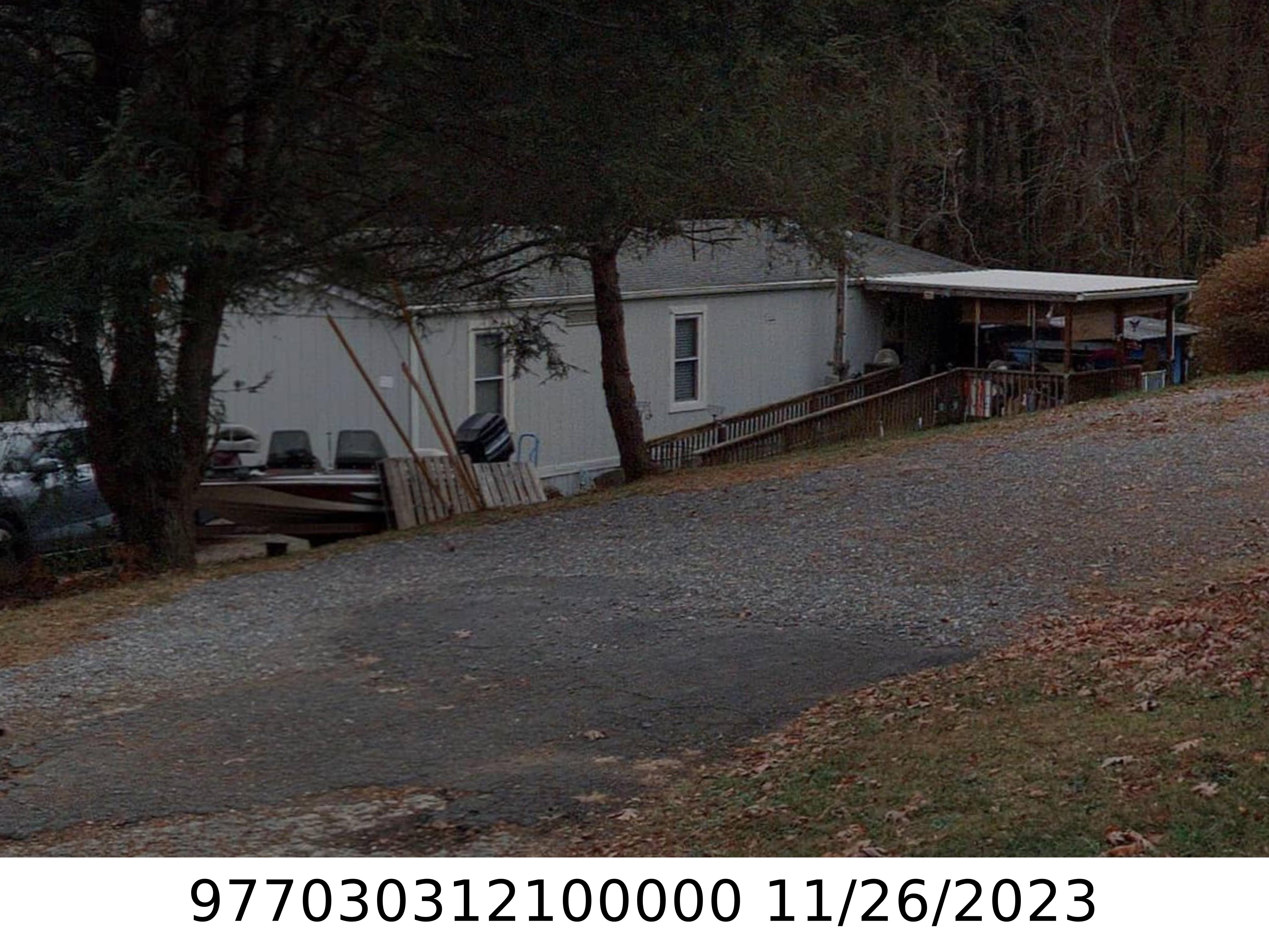 A picture of the property located at 408 DILLINGHAM CIR, ASHEVILLE NC 28805.