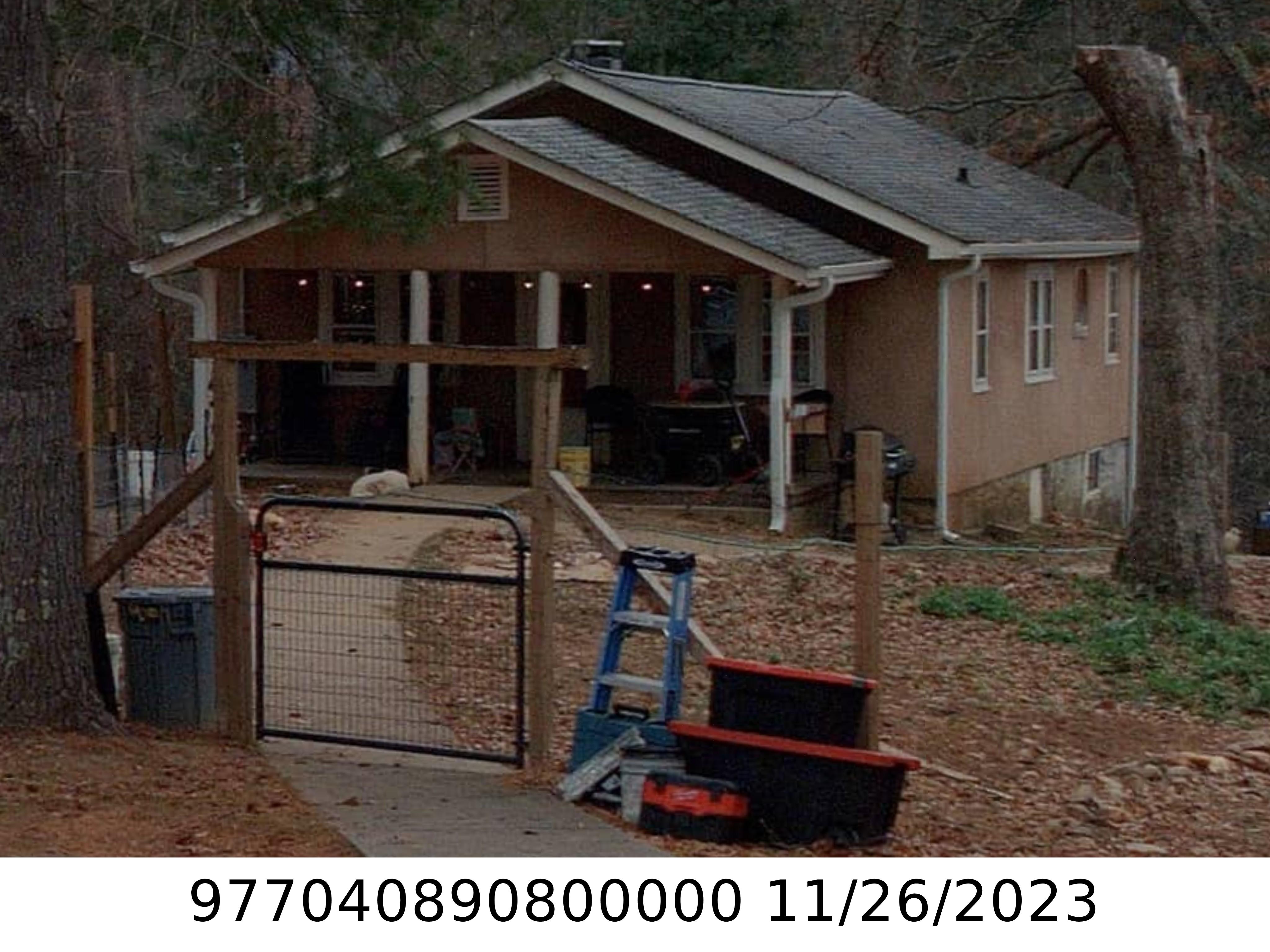 A picture of the property located at 338 DILLINGHAM CIR, ASHEVILLE NC 28805.