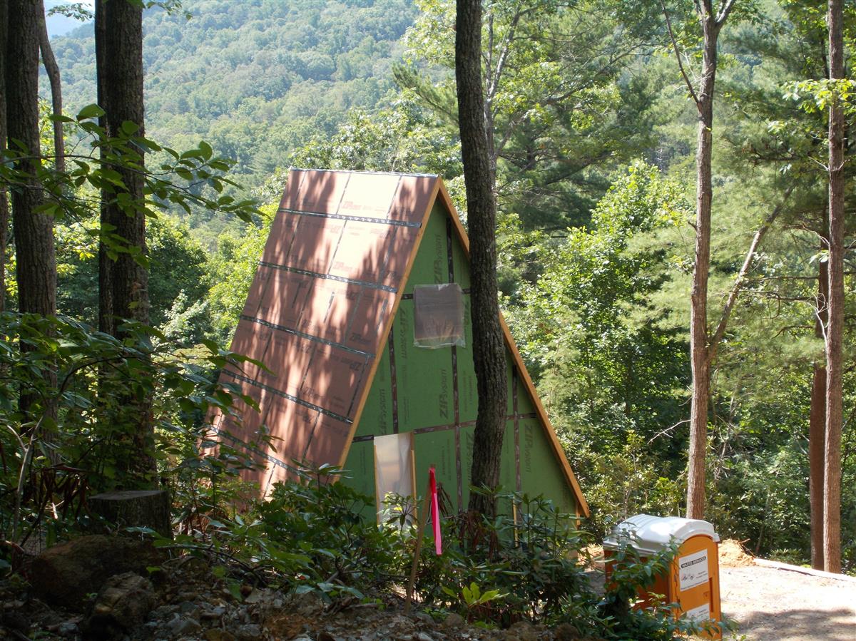 A picture of the property located at 575 LAUREL VALLEY DR UNINCORPORATED.