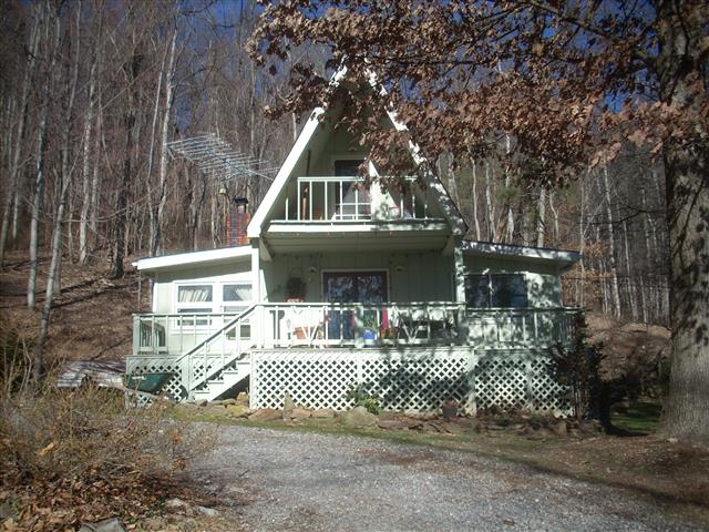 A picture of the property located at 52 LOST MOUNTAIN LN, ASHEVILLE NC 28805.