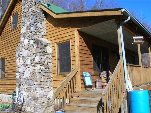 A picture of the property located at 5 PINE KNOB LN, WEAVERVILLE NC 28787.