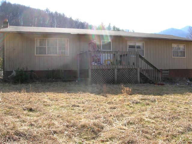 A picture of the property located at 55 MCDARIS COVE RD, WEAVERVILLE NC 28787.