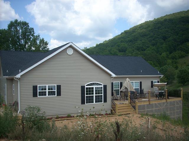 A picture of the property located at 177 PAINT FORK RD, BARNARDSVILLE NC 28709.