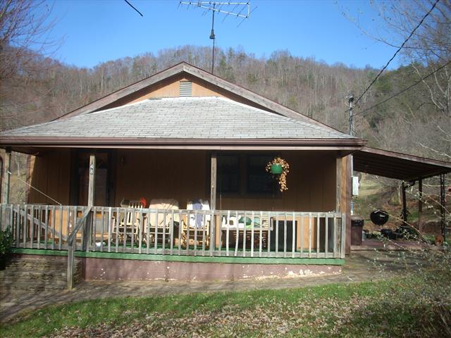 A picture of the property located at 48 BERKIE LN, SWANNANOA NC 28778.