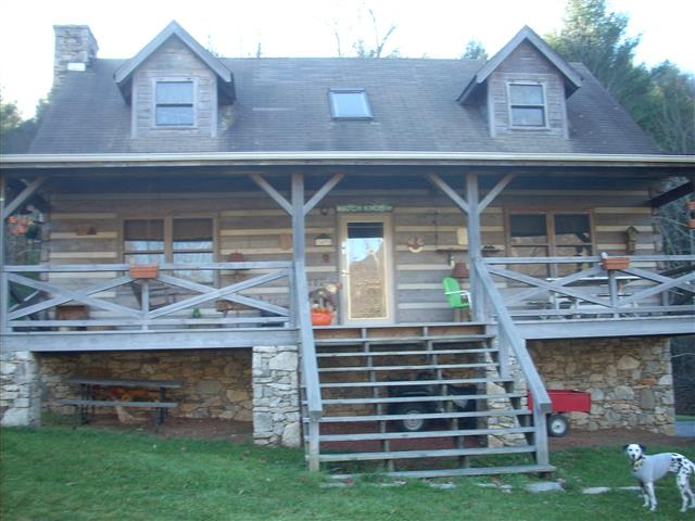 A picture of the property located at 49 WATCH KNOB LN, SWANNANOA NC 28778.