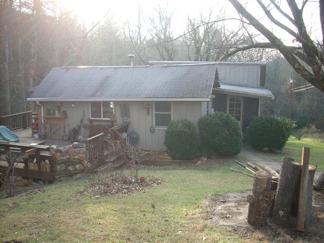 A picture of the property located at 113 SUMMER HAVEN RD, SWANNANOA NC 28778.