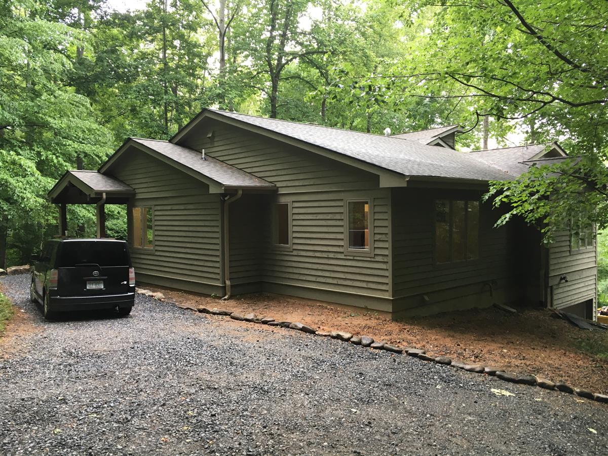 A picture of the property located at 18 EDEN ROCK LN, BLACK MOUNTAIN NC 28711.