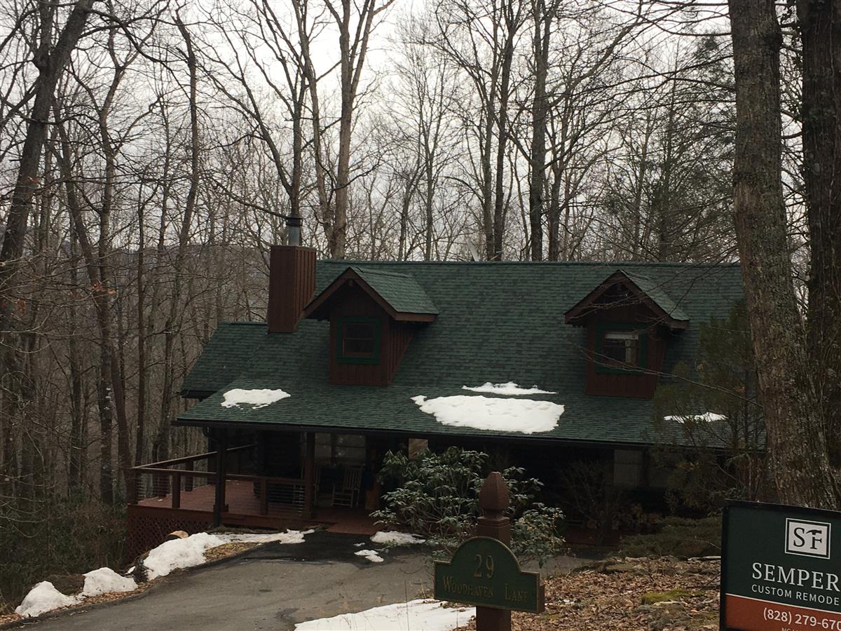 A picture of the property located at 29 WOOD HAVEN LN, BLACK MOUNTAIN NC 28711.